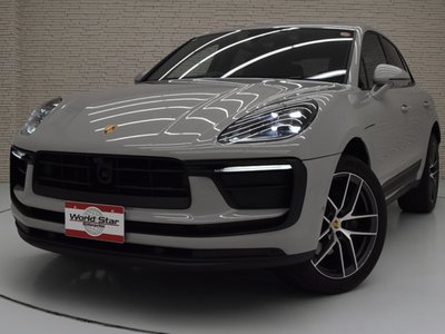 PORSCHE MACAN - 5
