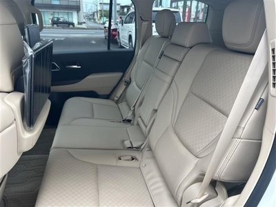 2025 Toyota LAND CRUISER 300 — миниатюра 37