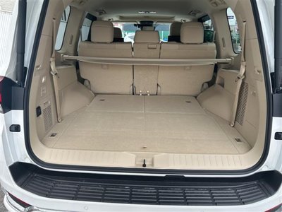 2025 Toyota LAND CRUISER 300 — миниатюра 39