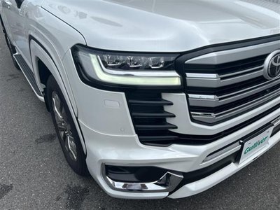 2025 Toyota LAND CRUISER 300 — фото 10