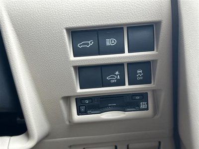 2025 Toyota LAND CRUISER 300 — миниатюра 30