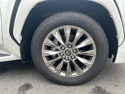 2025 Toyota LAND CRUISER 300 — миниатюра 15