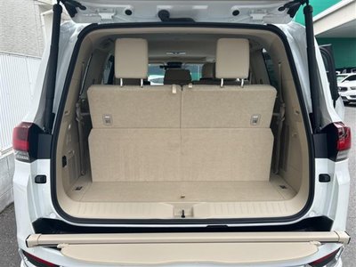 2025 Toyota LAND CRUISER 300 — миниатюра 40