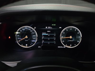 صورة مصغرة 11 لـ 2021 Genesis THE NEW G70