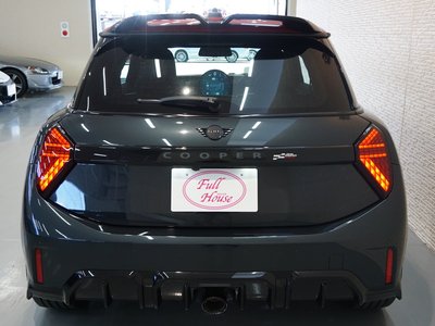 2025 MINI COOPER photo 6