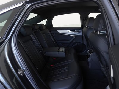 صورة 13 لـ 2024 AUDI A6