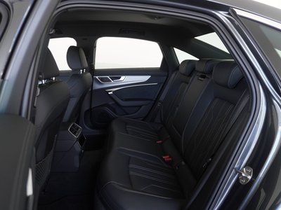 صورة 17 لـ 2024 AUDI A6