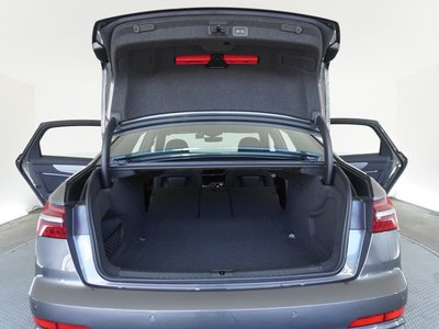 صورة 32 لـ 2024 AUDI A6