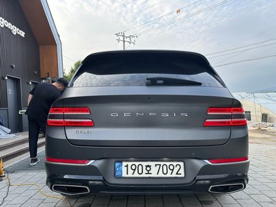 صورة 3 لـ 2022 Genesis GV80