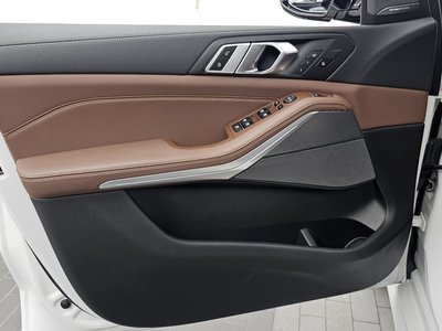 2020 BMW X5 — миниатюра 14