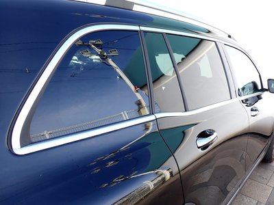 MERCEDES-BENZ GLB - 8