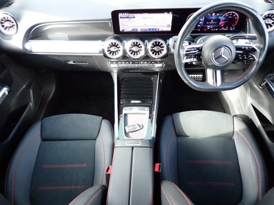 MERCEDES-BENZ GLB - 3