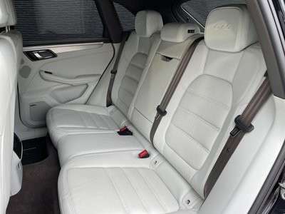 2018 Porsche MACAN 缩略图 116