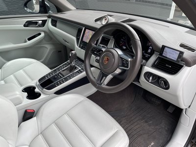 2018 Porsche MACAN 缩略图 20