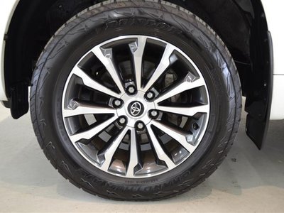 TOYOTA LAND CRUISER PRADO - 4