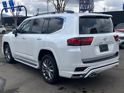 TOYOTA LAND CRUISER 300 - 2