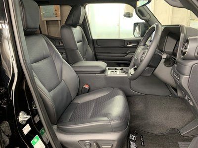 صورة 9 لـ 2024 Toyota LAND CRUISER 250