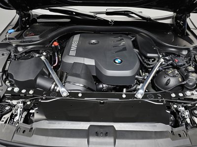 2025 BMW 5 SERIES 照片 7