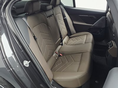 صورة مصغرة 18 لـ 2025 BMW 5 SERIES