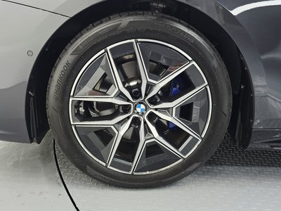 2025 BMW 5 SERIES 照片 6