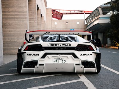 LAMBORGHINI HURACAN - 4