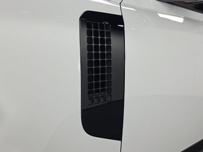 2026 LAND Rover DEFENDER — миниатюра 20