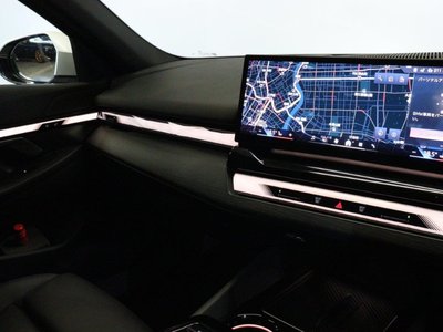 2025 BMW 5 SERIES — миниатюра 34