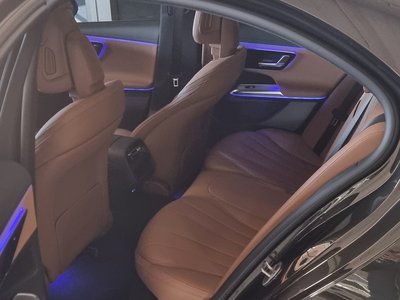 MERCEDES-BENZ E-CLASS - 10