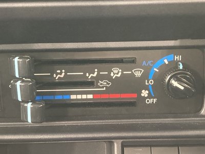 2025 Toyota LAND CRUISER 70 缩略图 62