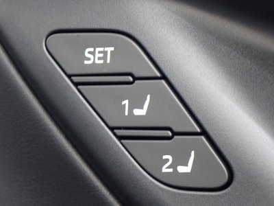 صورة مصغرة 42 لـ 2023 Toyota CROWN CROSSOVER