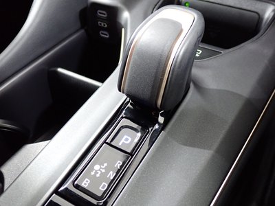 صورة مصغرة 20 لـ 2023 Toyota CROWN CROSSOVER