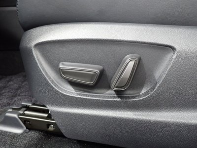 صورة مصغرة 44 لـ 2023 Toyota CROWN CROSSOVER
