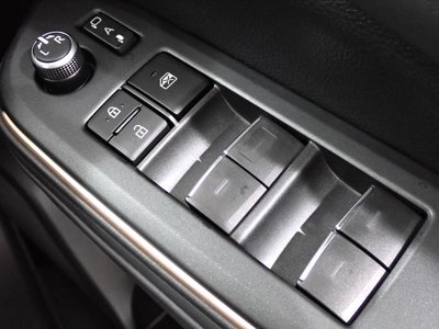 صورة مصغرة 39 لـ 2023 Toyota CROWN CROSSOVER