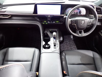 صورة 6 لـ 2023 Toyota CROWN CROSSOVER
