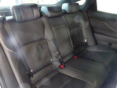 TOYOTA CROWN CROSSOVER - 7