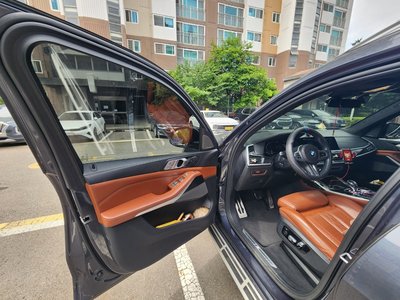 2021 BMW X7 缩略图 13