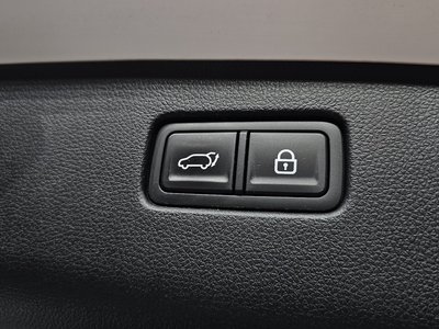 2021 Genesis GV70 — миниатюра 38