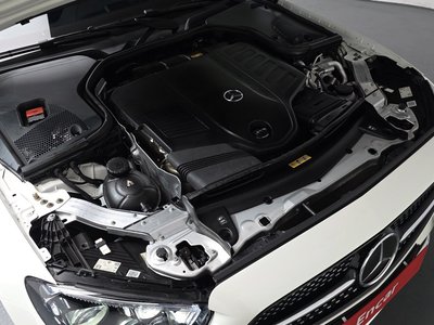 MERCEDES-BENZ E-CLASS - 7
