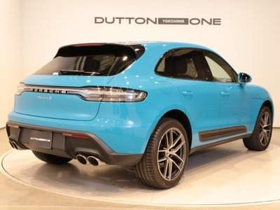PORSCHE MACAN - 8