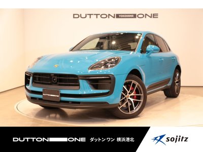 PORSCHE MACAN - 1