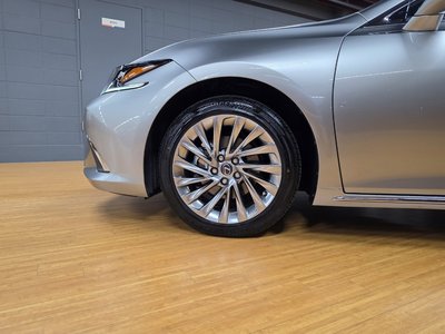 2025 LEXUS ES 照片 6