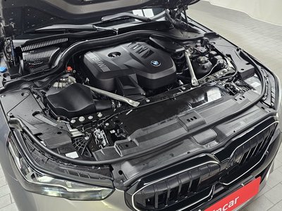2025 BMW 5 SERIES 照片 7