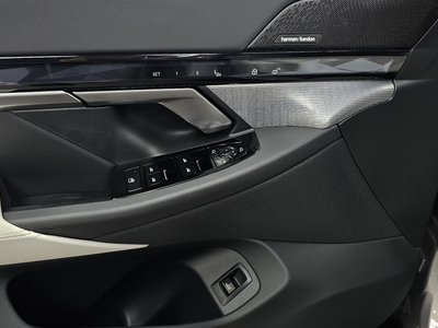 2025 BMW 5 SERIES 缩略图 24