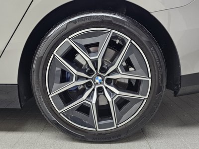 2025 BMW 5 SERIES 照片 8