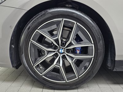 2025 BMW 5 SERIES 照片 6