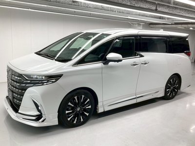 TOYOTA ALPHARD - 1