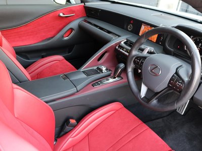 2021 Lexus LC thumbnail 15