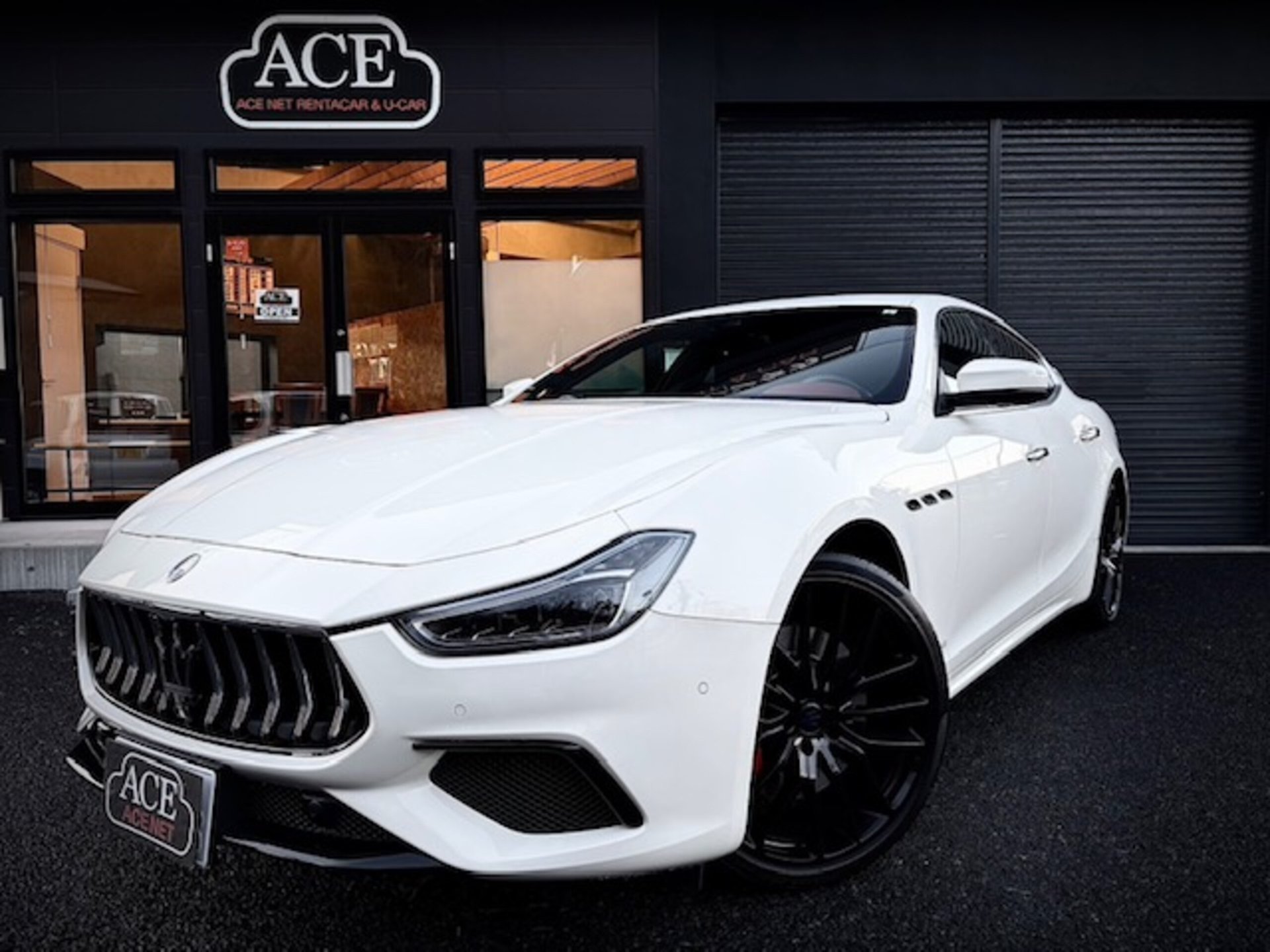 MASERATI GHIBLI - View 1