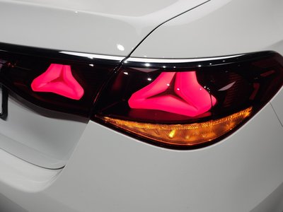 MERCEDES-BENZ E-CLASS - 10