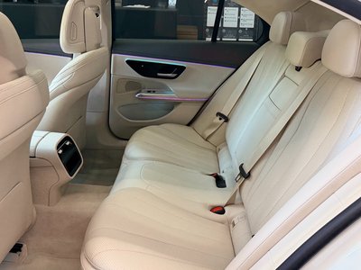 MERCEDES-BENZ E-CLASS - 10